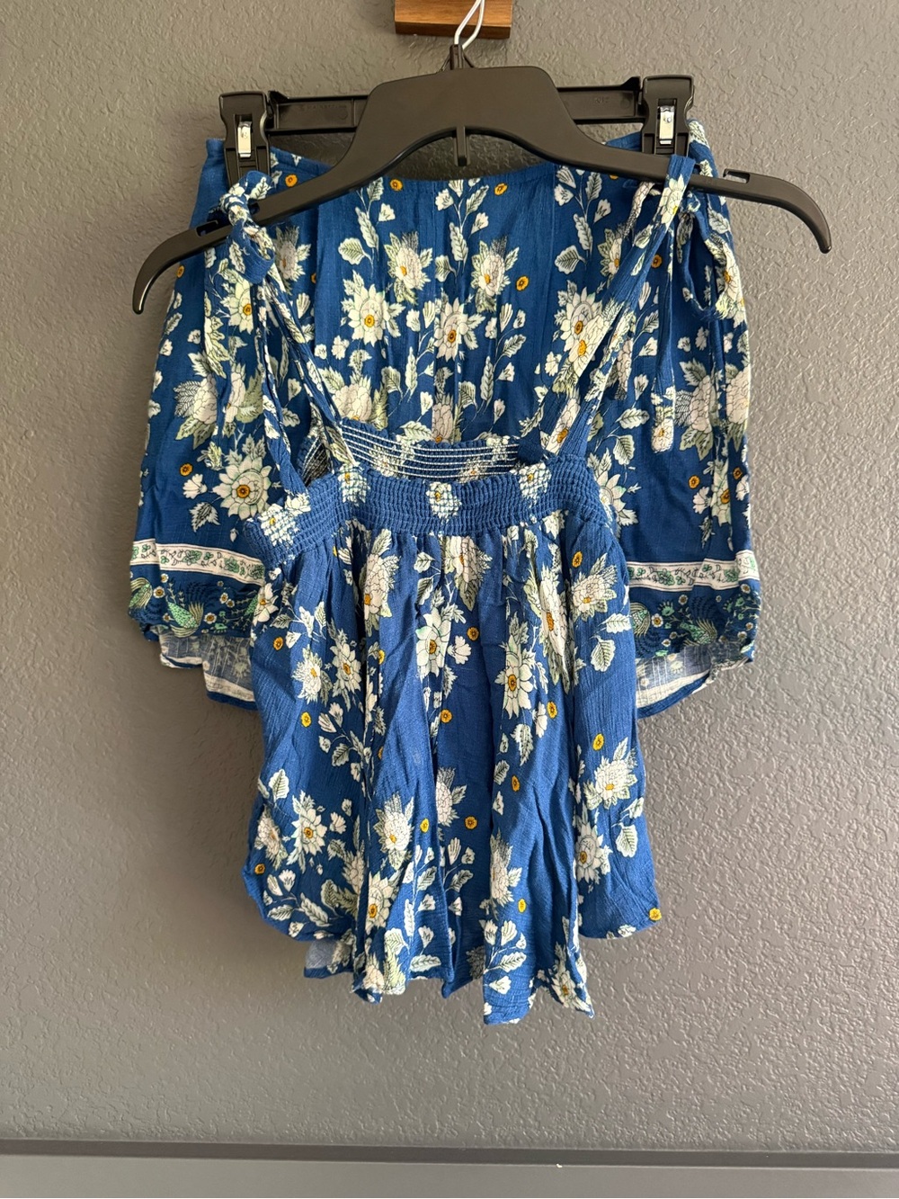SHOW ME YOUR MUMU • Nina tie tank top & sawyer high rise shorts outfit set Small